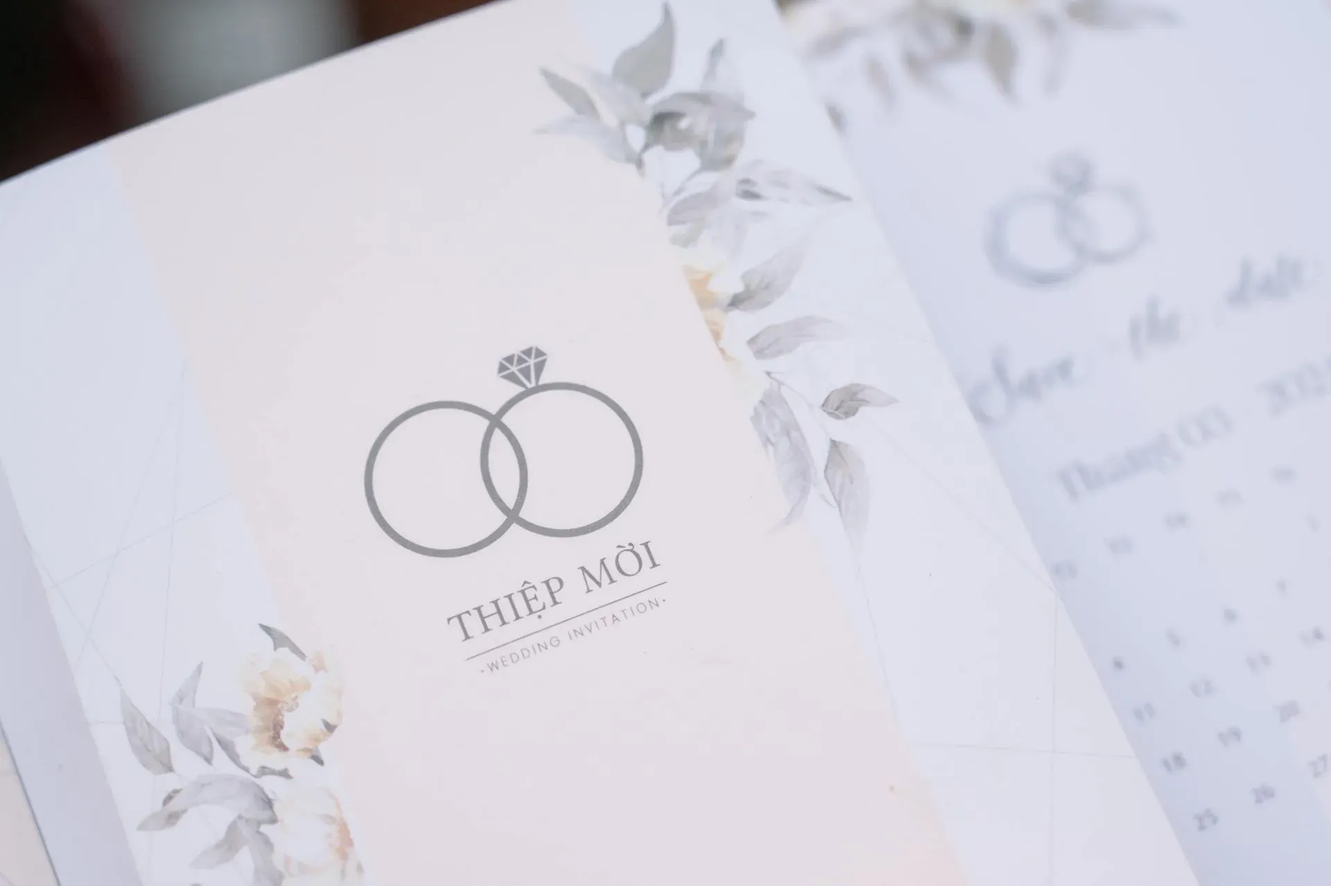 Página de anuncios de boda con función de galería de fotos